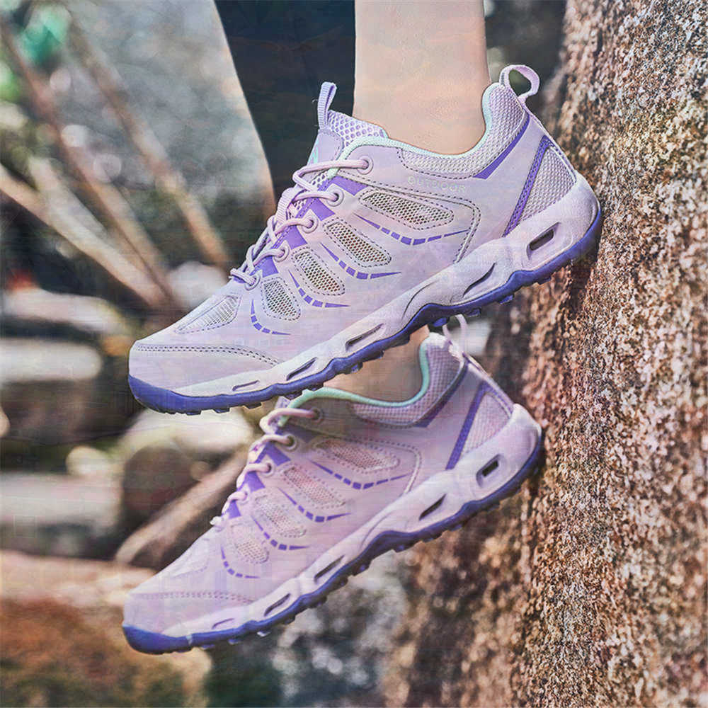 Sumer Round Tip Silver Sneaker - Wedding Supply Business 评论和价格